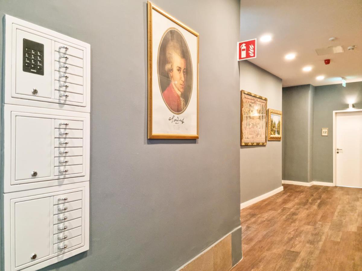 Pension Mozart - Newly Renovated Bécs Kültér fotó