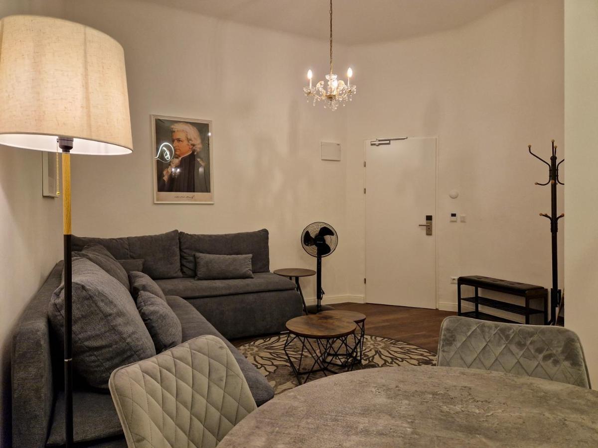 Pension Mozart - Newly Renovated Bécs Kültér fotó
