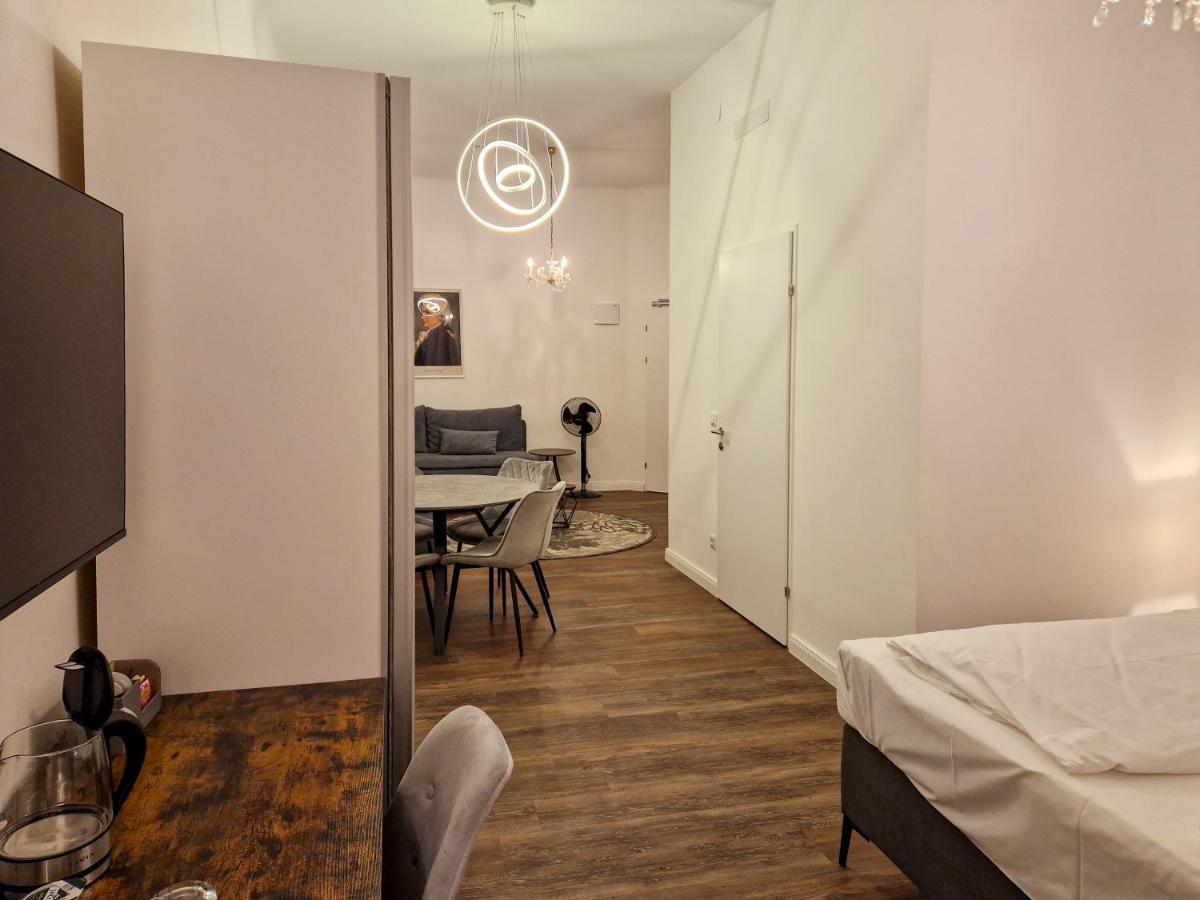 Pension Mozart - Newly Renovated Bécs Kültér fotó