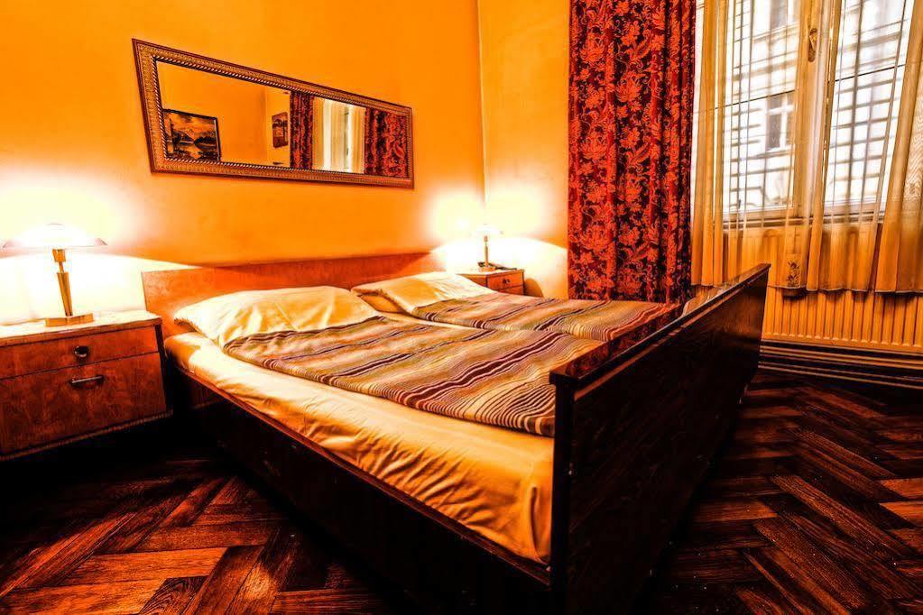 Pension Mozart - Newly Renovated Bécs Kültér fotó